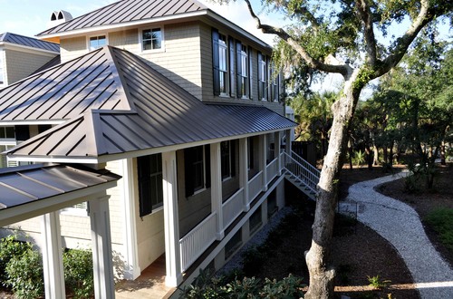 metal-roof-in-tampa